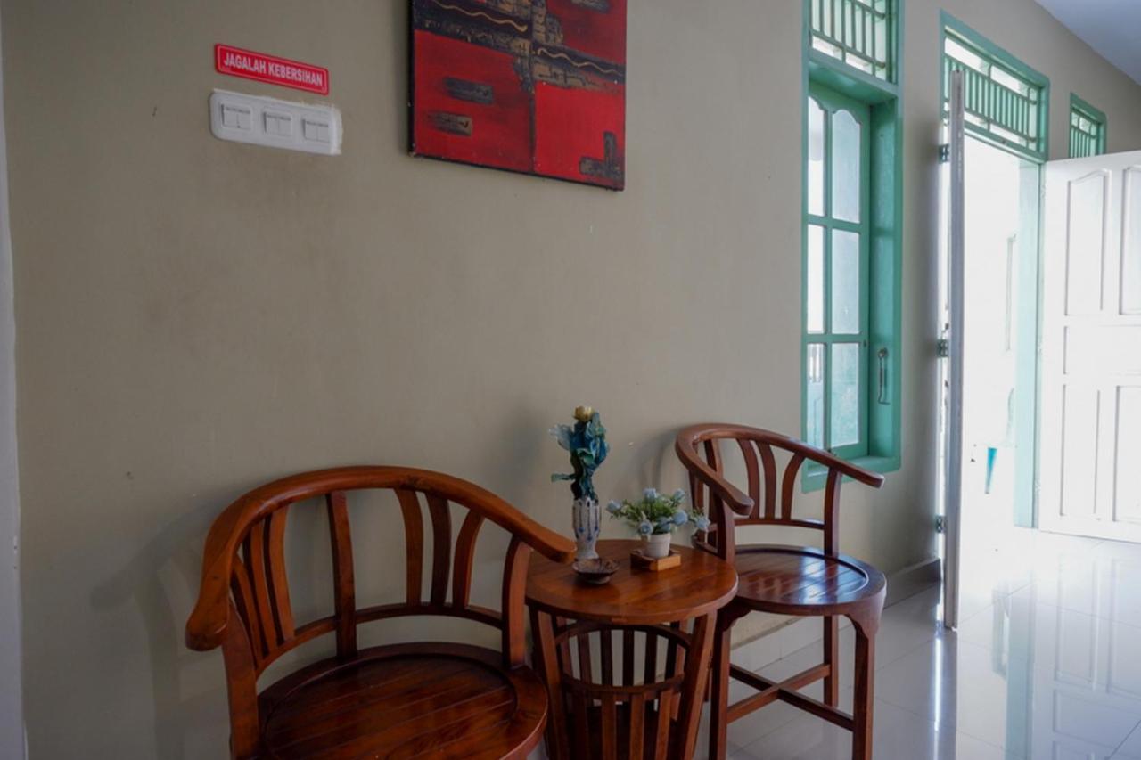 Reddoorz Syariah At Jalan Jenderal Sudirman Palopo Hotel Exterior foto